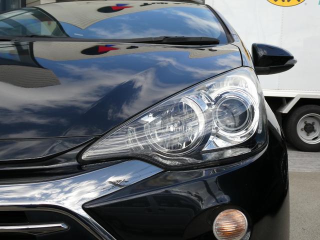 アクア Ｇ　Ｇ’ｓ　パナソニック製フルセグナビ　ＤＶＤ再生　ＨＤＭＩ入力対応　ＥＴＣ　バックカメラ　１７インチＡＷ　ウィンカー付電動格納式ドアミラー　オートＡＣ　専用コンビレザーシート　キーレスキー　ワンオーナー（9枚目）