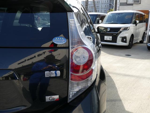 アクア Ｇ　Ｇ’ｓ　パナソニック製フルセグナビ　ＤＶＤ再生　ＨＤＭＩ入力対応　ＥＴＣ　バックカメラ　１７インチＡＷ　ウィンカー付電動格納式ドアミラー　オートＡＣ　専用コンビレザーシート　キーレスキー　ワンオーナー（26枚目）