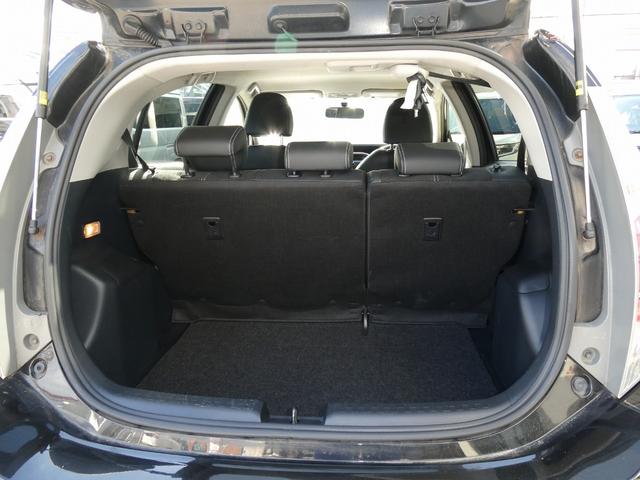 アクア Ｇ　Ｇ’ｓ　パナソニック製フルセグナビ　ＤＶＤ再生　ＨＤＭＩ入力対応　ＥＴＣ　バックカメラ　１７インチＡＷ　ウィンカー付電動格納式ドアミラー　オートＡＣ　専用コンビレザーシート　キーレスキー　ワンオーナー（29枚目）