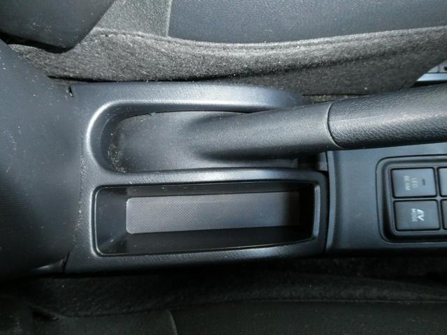 アクア Ｇ　Ｇ’ｓ　パナソニック製フルセグナビ　ＤＶＤ再生　ＨＤＭＩ入力対応　ＥＴＣ　バックカメラ　１７インチＡＷ　ウィンカー付電動格納式ドアミラー　オートＡＣ　専用コンビレザーシート　キーレスキー　ワンオーナー（48枚目）