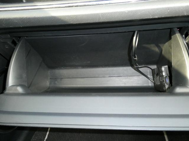 アクア Ｇ　Ｇ’ｓ　パナソニック製フルセグナビ　ＤＶＤ再生　ＨＤＭＩ入力対応　ＥＴＣ　バックカメラ　１７インチＡＷ　ウィンカー付電動格納式ドアミラー　オートＡＣ　専用コンビレザーシート　キーレスキー　ワンオーナー（56枚目）