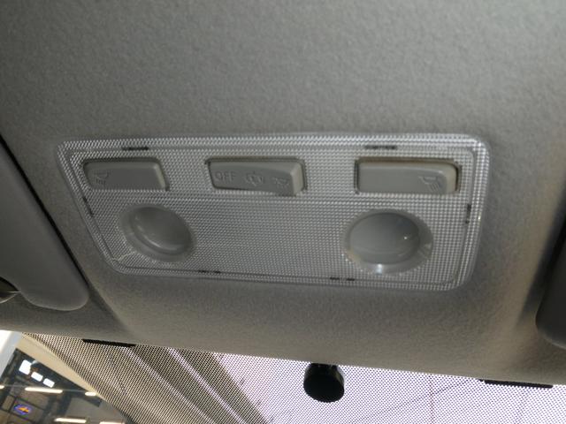 アクア Ｇ　Ｇ’ｓ　パナソニック製フルセグナビ　ＤＶＤ再生　ＨＤＭＩ入力対応　ＥＴＣ　バックカメラ　１７インチＡＷ　ウィンカー付電動格納式ドアミラー　オートＡＣ　専用コンビレザーシート　キーレスキー　ワンオーナー（58枚目）