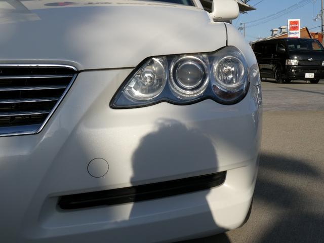 マークＸ ３００Ｇプレミアム　ＴＺ製ドライブレコーダー　ＥＴＣ　プッシュスタート　運転席助手席パワーシート　木目ハンドル　純正１６インチＡＷ　電動格納式ドアミラー　ルーフイルミネーション　スカッフプレート　禁煙ワンオーナー（11枚目）