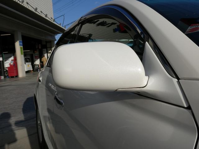 マークＸ ３００Ｇプレミアム　ＴＺ製ドライブレコーダー　ＥＴＣ　プッシュスタート　運転席助手席パワーシート　木目ハンドル　純正１６インチＡＷ　電動格納式ドアミラー　ルーフイルミネーション　スカッフプレート　禁煙ワンオーナー（24枚目）