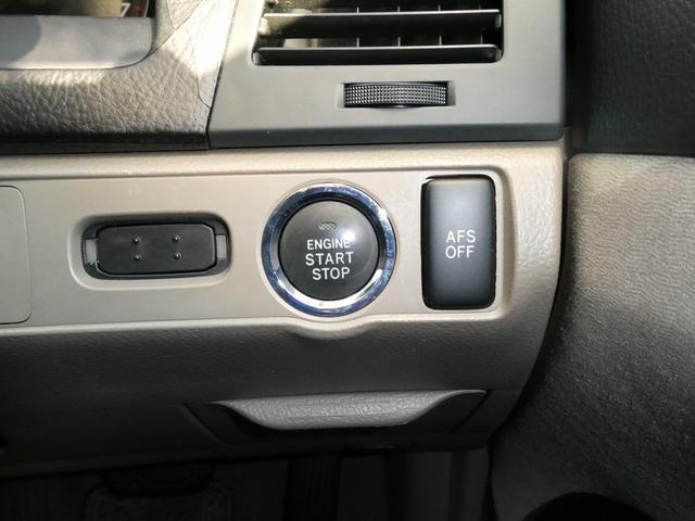 マークＸ ３００Ｇプレミアム　ＴＺ製ドライブレコーダー　ＥＴＣ　プッシュスタート　運転席助手席パワーシート　木目ハンドル　純正１６インチＡＷ　電動格納式ドアミラー　ルーフイルミネーション　スカッフプレート　禁煙ワンオーナー（42枚目）