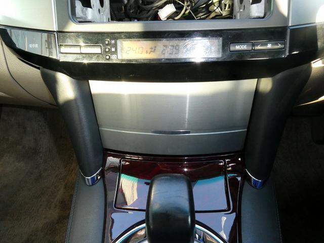 マークＸ ３００Ｇプレミアム　ＴＺ製ドライブレコーダー　ＥＴＣ　プッシュスタート　運転席助手席パワーシート　木目ハンドル　純正１６インチＡＷ　電動格納式ドアミラー　ルーフイルミネーション　スカッフプレート　禁煙ワンオーナー（51枚目）