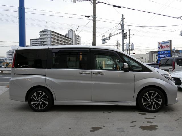 ステップワゴンスパーダ スパーダ・クールスピリット　ホンダセンシング　純正９インチフルセグナビ　ＤＶＤ再生　ＢＴオーディオ　リヤモニター　ドライブレコーダー　ＥＴＣ　バックカメラ　両側電動スライドドア　アダプティブクルコン　ＬＥＤヘッド　シートヒーター　禁煙ワンオーナー（4枚目）