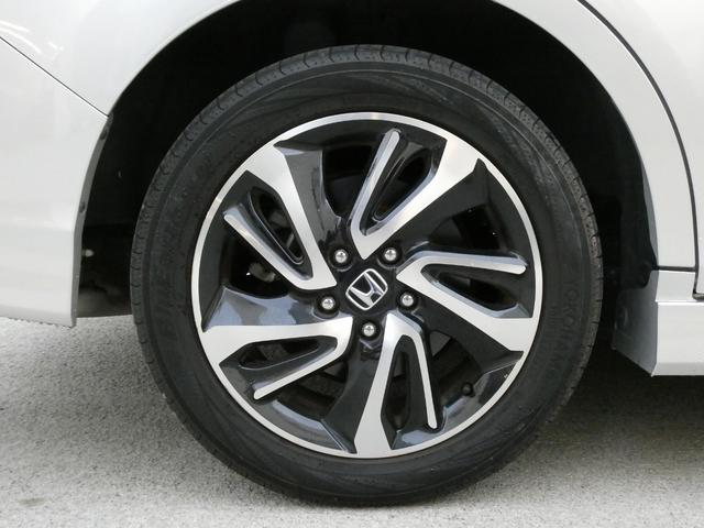 ステップワゴンスパーダ スパーダ・クールスピリット　ホンダセンシング　純正９インチフルセグナビ　ＤＶＤ再生　ＢＴオーディオ　リヤモニター　ドライブレコーダー　ＥＴＣ　バックカメラ　両側電動スライドドア　アダプティブクルコン　ＬＥＤヘッド　シートヒーター　禁煙ワンオーナー（13枚目）