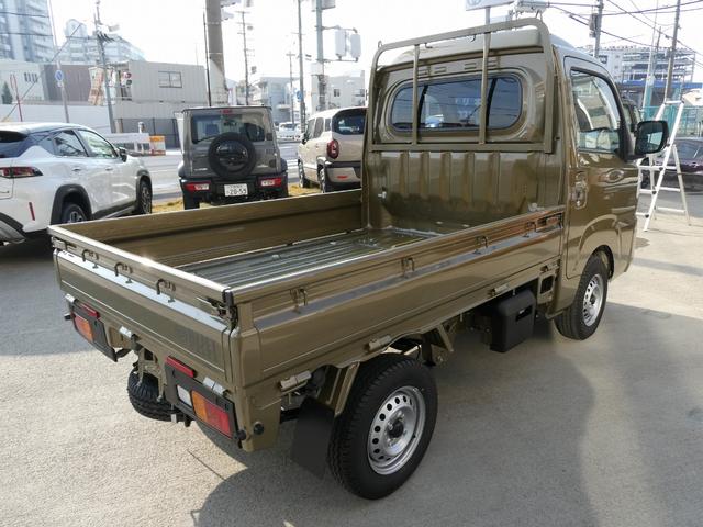 ハイゼットトラック ハイルーフ 4WD 5速MT 衝突被害軽減ブレーキ 省力パック キーフリーシステム 電動格納式ドアミラー パワーウィンドウ オーバーヘッドシェルフ コーナーセンサー ヒルホールドシステム フロントスピーカー(20枚目)