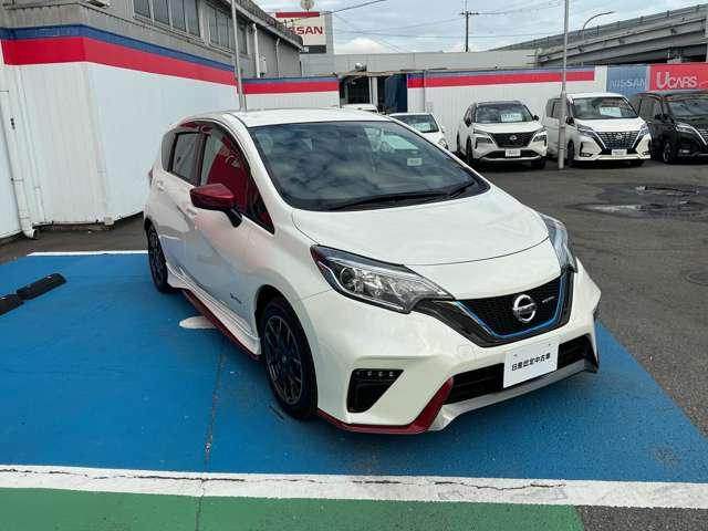 ノート 1.2 e-POWER NISMO NISMO純正アルミホイール! LEDランプ ワンオーナー車 Bカメラ メモリーナビ付き レーンアシスト フルオートエアコン スマートキープッシュスタート Wエアバッグ アルミ キーフリー パワーステアリング エアバック ワンセグ(3枚目)