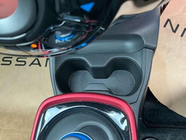 ノート 1.2 e-POWER NISMO NISMO純正アルミホイール! LEDランプ ワンオーナー車 Bカメラ メモリーナビ付き レーンアシスト フルオートエアコン スマートキープッシュスタート Wエアバッグ アルミ キーフリー パワーステアリング エアバック ワンセグ(13枚目)
