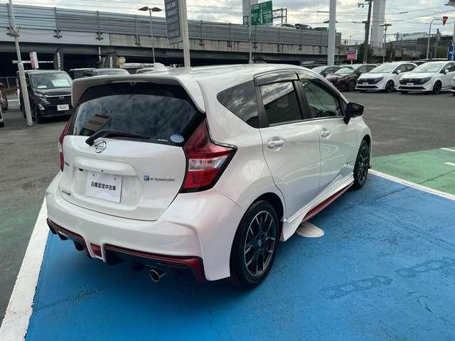 ノート 1.2 e-POWER NISMO NISMO純正アルミホイール! LEDランプ ワンオーナー車 Bカメラ メモリーナビ付き レーンアシスト フルオートエアコン スマートキープッシュスタート Wエアバッグ アルミ キーフリー パワーステアリング エアバック ワンセグ(19枚目)