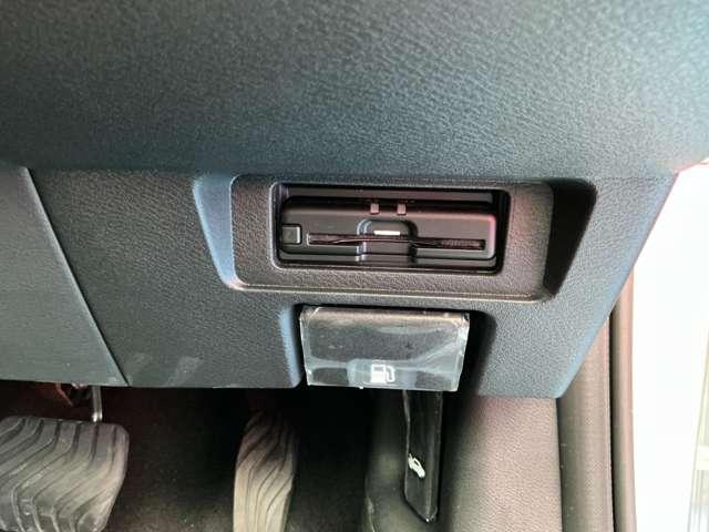 ノート １．２　Ｘ　バックカメラ　リアカメラ　衝突被害軽減ブレ－キ　ＥＴＣ付　ＬＥＤヘッドライト　レーンアシスト　インテリジェントキー　ドラレコ　ワンセグＴＶ　ＴＶナビ　サイドカーテンエアバック　メモリーナビ　パワーウィンドウ　ＡＢＳ（13枚目）