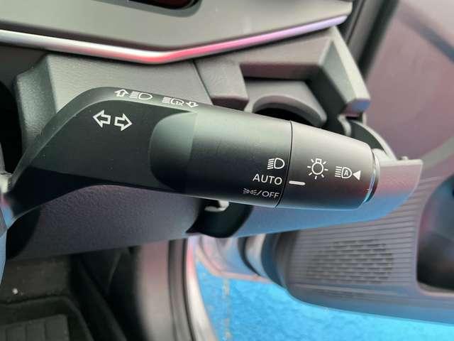 ノート １．２　Ｘ　バックカメラ　リアカメラ　衝突被害軽減ブレ－キ　ＥＴＣ付　ＬＥＤヘッドライト　レーンアシスト　インテリジェントキー　ドラレコ　ワンセグＴＶ　ＴＶナビ　サイドカーテンエアバック　メモリーナビ　パワーウィンドウ　ＡＢＳ（16枚目）