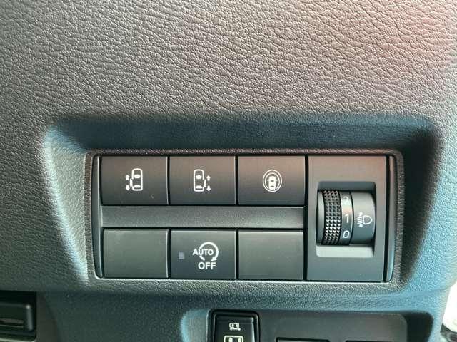 ルークス ６６０　ハイウェイスターＸ　純正前後ドライブレコーダー　アイスト　衝突被害軽減ブレ－キ　マルチビューカメラ　車線逸脱警報装置　ＥＴＣ　ＬＥＤ　スマートキー　パワーウィンドウ　カーテンエアバック　ドライブレコーダー　ナビＴＶ　バックカメラ　パワステ　キーフリ（17枚目）