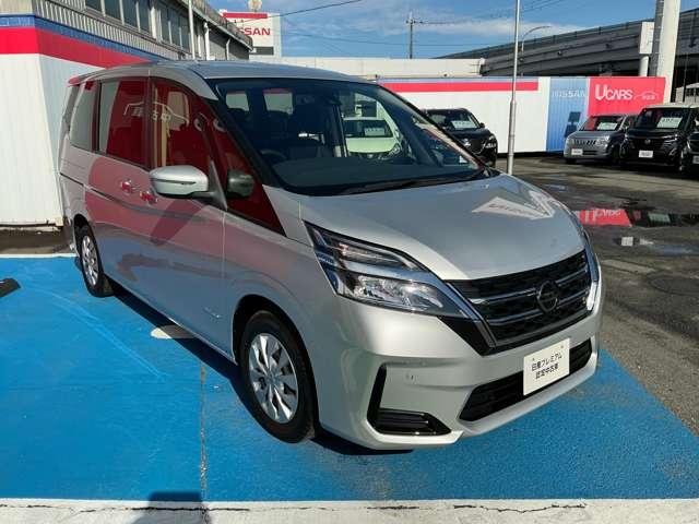 セレナ ２．０　ＸＶ　純正ドライブレコーダー　バックカメラ　オートクルーズ　ＥＴＣ車載器　レーンキープ　ワンオーナー車　インテリキー　バックカメラ　ドラレコ　パワーウインドウ　ナビＴＶ　エアコン　ＡＢＳ　エアバッグ　メモリーナビ　キーレス　アイドリングＳ（3枚目）