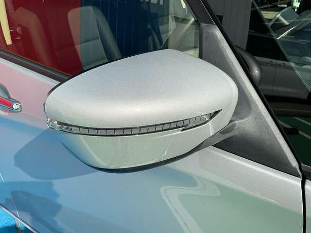 セレナ ２．０　ＸＶ　純正ドライブレコーダー　バックカメラ　オートクルーズ　ＥＴＣ車載器　レーンキープ　ワンオーナー車　インテリキー　バックカメラ　ドラレコ　パワーウインドウ　ナビＴＶ　エアコン　ＡＢＳ　エアバッグ　メモリーナビ　キーレス　アイドリングＳ（8枚目）