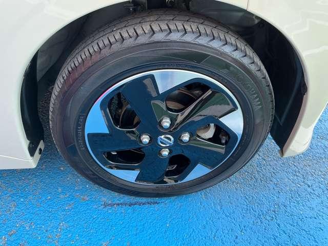 ルークス ６６０　ハイウェイスターＸ　プロパイロット　エディション　両側ハンズフリーオートスライドドア　左右パワースライドドア　アイドリング　パノラマモニター　助手席エアバッグ　衝突軽減ブレーキ　ＰＷ　ナビ＆ＴＶ　１セグ　ＬＥＤヘッドライト　ＬＤＷ　スマートキー　ワンオーナー車　ドライブレコーダー　ＰＳ（10枚目）