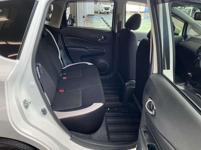 ノート １．２　Ｘ　Ｖセレクション　スマートルームミラー　衝突被害軽減装置　全周囲カメラ　バックビューモニター　レーンキープ　ワンオーナー　ドラレコ付　インテリキー　オートエアコン　Ａストップ　Ｗエアバック　ＥＴＣ　ＡＢＳ　メモリーナビ　ナビＴＶ　キーレス（13枚目）