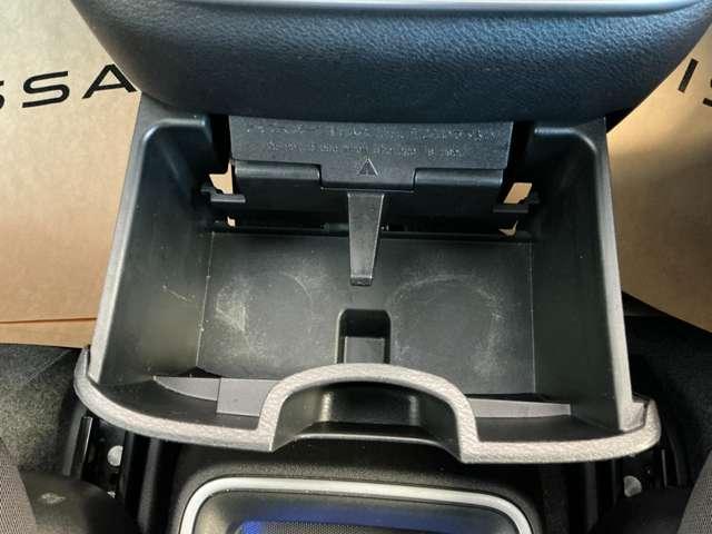 セレナ 1.2 e-POWER ハイウェイスター V 360°カメラ エマジェンシーブレーキ 1オナ スマキー バックカメラ LED レーンアシスト ETC ドラレコ イモビ サイドカーテンエアバック フルオートエアコン アルミホイール エアバック(15枚目)