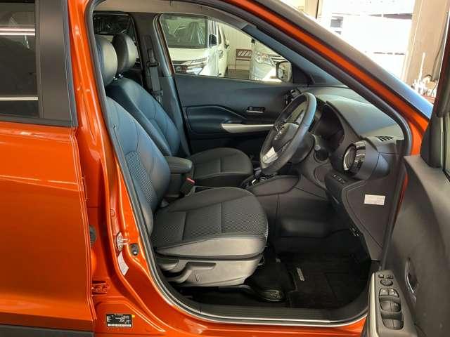 キックス １．２　Ｘ　（ｅ－ＰＯＷＥＲ）　純正前後ドライブレコーダー　全方位カメラ　ナビ＆ＴＶ　ワンオ－ナ－車　追従クルコン　スマートキー　ＬＥＤヘッド　レーンアシスト　パワーステアリング　ドライブレコーダー　ＥＴＣ　メモリーナビ　サイドエアバッグ　アルミ　ＡＡＣ　キーレス　ＡＢＳ（13枚目）