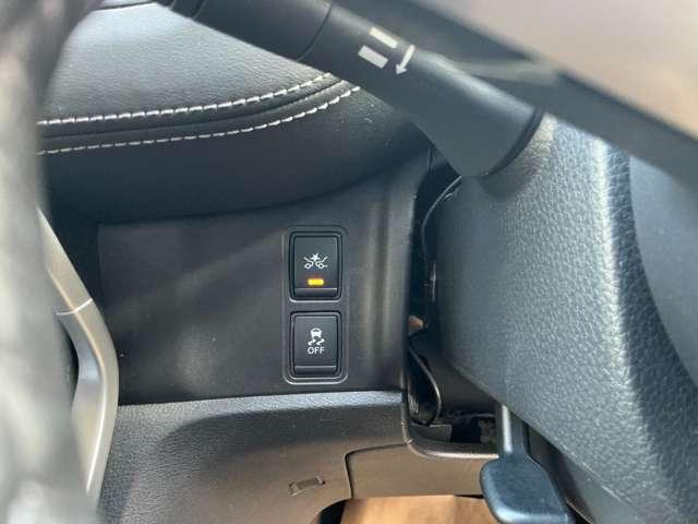 セレナ ハイウェイスターＶセレクション２　アラウンドビューモニター　バックモニタ　全周囲モニタ　アイスト　インテリキー　ＬＥＤライト　ＥＴＣ車載器　オートクルーズコントロール　サイドエアバッグ　ドライブレコーダー　メモリ－ナビ　アルミ　ＴＶナビ　エアバック　ＡＢＳ（9枚目）