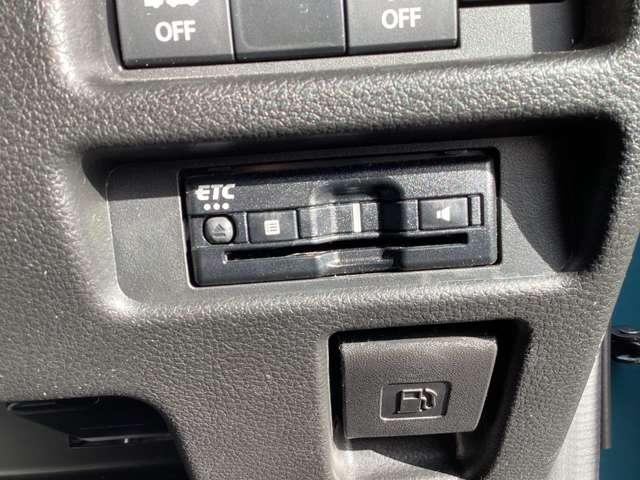 �d�s�b��������񓋍ځB���������������Œ�Ԃ���K�v�Ȃ�ē��R�Ȃ��ł��B�X���[�Y�ɃX�g���X�Ȃ��h���C�u�����y���݂��������B�i���x�����z�ɃZ�b�g�A�b�v��p�͊܂܂�Ă���܂���B�j