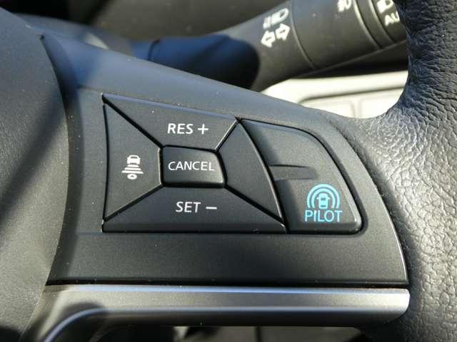 セレナ 2.0 ハイウェイスター Vセレクション ワンオーナー 全周カメラ I-STOP サイドカメラ 両側ASD ワンオ-ナ-車 レーダークルーズC 車線逸脱 LEDヘッドライト バックカメラ パーキングアシスト ETC 寒冷地仕様 TVナビ ドライブレコーダー(3枚目)