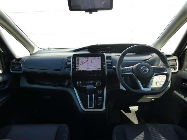 セレナ 2.0 ハイウェイスター Vセレクション ワンオーナー 全周カメラ I-STOP サイドカメラ 両側ASD ワンオ-ナ-車 レーダークルーズC 車線逸脱 LEDヘッドライト バックカメラ パーキングアシスト ETC 寒冷地仕様 TVナビ ドライブレコーダー(4枚目)