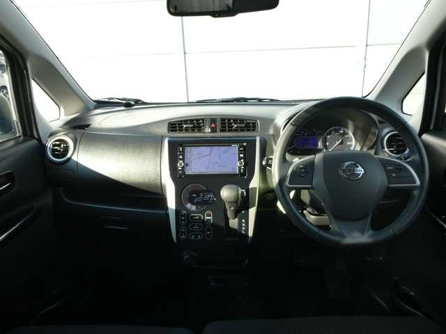 デイズ 660 ハイウェイスターGターボ 衝突被害軽減ブレーキ 誤発進抑制 点検記録簿 アイスト 運転席エアバッグ レーンキープアシスト スマキー ナビTV ETC バックモニター ワンセグ セキュリティーアラーム ドラレコ エアコン オートクルーズ ABS(4枚目)