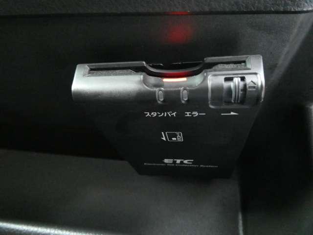 デイズ 660 ハイウェイスターGターボ 衝突被害軽減ブレーキ 誤発進抑制 点検記録簿 アイスト 運転席エアバッグ レーンキープアシスト スマキー ナビTV ETC バックモニター ワンセグ セキュリティーアラーム ドラレコ エアコン オートクルーズ ABS(7枚目)