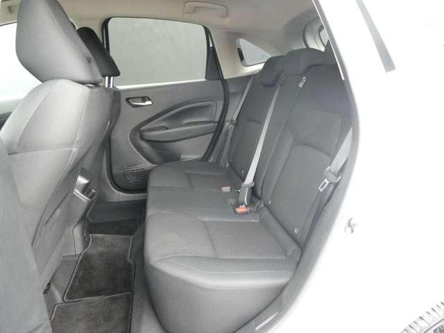 ノート １．２　Ｘ　試乗車アップ車両　元社用車　リアカメラ　衝突被害軽減ブレ－キ　全方位カメラ　ＥＴＣ付　ＬＥＤヘッドライト　レーダークルーズ　レーンアシスト　インテリジェントキー　ワンオーナー　盗難防止システム　ワンセグＴＶ　ＴＶナビ　試乗車ＵＰ（18枚目）