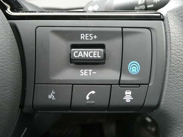 ノート 1.2 X 試乗車アップ車両 元社用車 リアカメラ 衝突被害軽減ブレ-キ 全方位カメラ ETC付 LEDヘッドライト レーダークルーズ レーンアシスト インテリジェントキー ワンオーナー 盗難防止システム ワンセグTV TVナビ 試乗車UP(3枚目)