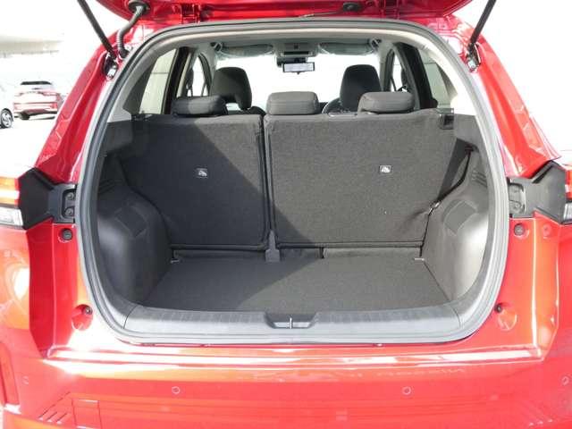 ノート 1.2 X 試乗車アップ車両 元社用車 リアカメラ 衝突被害軽減ブレ-キ 全方位カメラ ETC付 LEDヘッドライト レーダークルーズ レーンアシスト インテリジェントキー ワンオーナー 盗難防止システム ワンセグTV TVナビ 試乗車UP(19枚目)