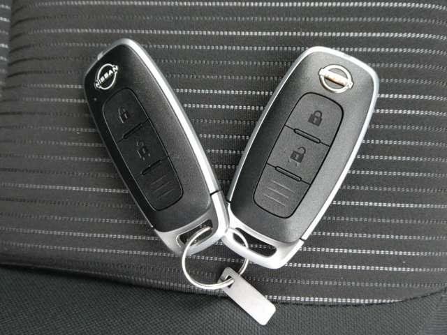 ノート １．２　Ｘ　試乗車アップ車両　元社用車　リアカメラ　衝突被害軽減ブレ－キ　ＥＴＣ付　ＬＥＤヘッドライト　レーダークルーズ　レーンアシスト　インテリジェントキー　ワンオーナー　ドラレコ　盗難防止システム　ワンセグＴＶ　ＴＶナビ　メモリーナビ（9枚目）