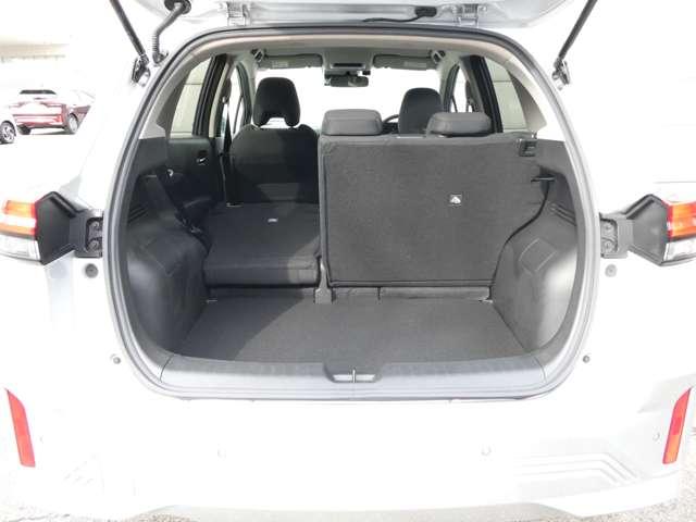 ノート １．２　Ｘ　試乗車アップ車両　元社用車　リアカメラ　衝突被害軽減ブレ－キ　ＥＴＣ付　ＬＥＤヘッドライト　レーダークルーズ　レーンアシスト　インテリジェントキー　ワンオーナー　ドラレコ　盗難防止システム　ワンセグＴＶ　ＴＶナビ　メモリーナビ（20枚目）