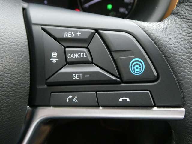 キックス １．２　Ｘ　ツートーン　インテリアエディション　（ｅ－ＰＯＷＥＲ）　ワンオーナー　エマージェンシーＢ　セキュリティ　アラウンドモニター　Ｒカメラ　ＬＥＤ　ワンオーナ　エアコン　ドラレコ　スマートキー　記録簿　ＥＴＣ　メモリーナビ　サイドエアバック　ＡＷ　キーレス　ワンセグＴＶ（9枚目）