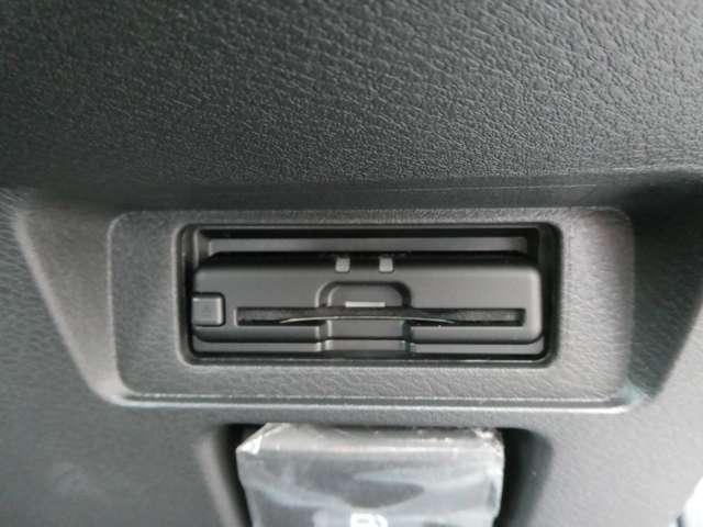 ノート 1.2 X 試乗車アップ車両 元社用車 リアカメラ 衝突被害軽減ブレ-キ ETC付 LEDヘッドライト レーンアシスト インテリジェントキー ワンオーナー ドラレコ 盗難防止システム ワンセグTV TVナビ サイドカーテンエアバック ABS(7枚目)