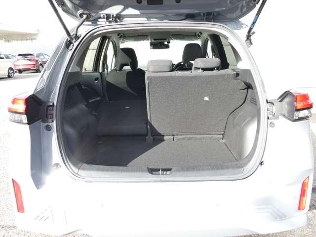 ノート 1.2 X 試乗車アップ車両 元社用車 リアカメラ 衝突被害軽減ブレ-キ ETC付 LEDヘッドライト レーンアシスト インテリジェントキー ワンオーナー ドラレコ 盗難防止システム ワンセグTV TVナビ サイドカーテンエアバック ABS(20枚目)