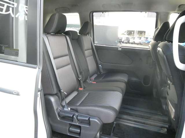 セレナ 2.0 ハイウェイスター V アーバンクロム ワンオーナー メモリーナビ ワンオーナー 全方位モニター 両側電動スライドドア LEDヘッド ドラレコ スマートキー ACC ETC バックカメラ レーンキープアシスト 衝突被害軽減ブレーキ(18枚目)