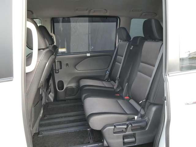 セレナ 2.0 ハイウェイスター V アーバンクロム ワンオーナー メモリーナビ ワンオーナー 全方位モニター 両側電動スライドドア LEDヘッド ドラレコ スマートキー ACC ETC バックカメラ レーンキープアシスト 衝突被害軽減ブレーキ(19枚目)