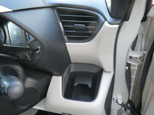 ルークス ６６０　Ｘ　試乗車アップ車両　元社用車　アラモニ　前後衝突軽減ブレーキ　ワンオーナー車　車線逸脱防止　ＥＴＣ　スマートキー　キーフリー　ドライブレコーダー　ｉ－ｓｔｏｐ　フルオートエアコン　パワーウインドウ　ＬＥＤ　バックカメラ　盗難防止（15枚目）