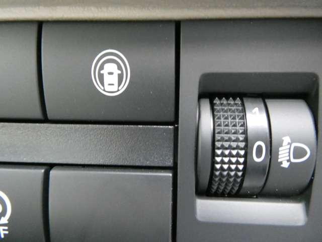 ルークス ６６０　Ｘ　ワンオーナー　アラモニ　前後衝突軽減ブレーキ　ワンオーナー車　車線逸脱防止　ＥＴＣ　スマートキー　定期点検記録簿　キーフリー　ドライブレコーダー　ｉ－ｓｔｏｐ　フルオートエアコン　パワーウインドウ　バックカメラ（12枚目）