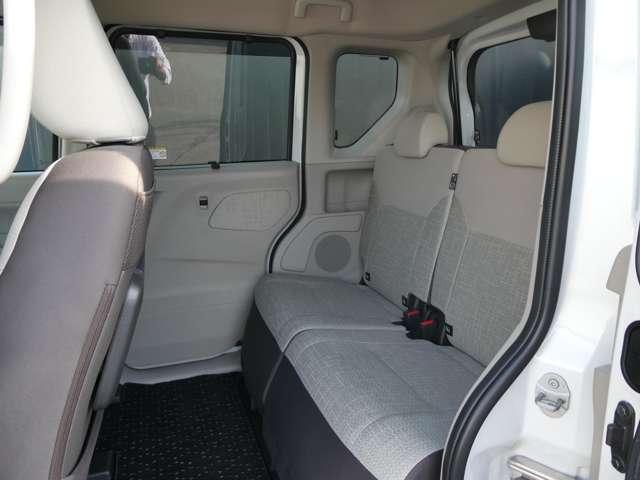 ルークス ６６０　Ｘ　ワンオーナー　アラモニ　前後衝突軽減ブレーキ　ワンオーナー車　車線逸脱防止　ＥＴＣ　スマートキー　定期点検記録簿　キーフリー　ドライブレコーダー　ｉ－ｓｔｏｐ　フルオートエアコン　パワーウインドウ　バックカメラ（20枚目）