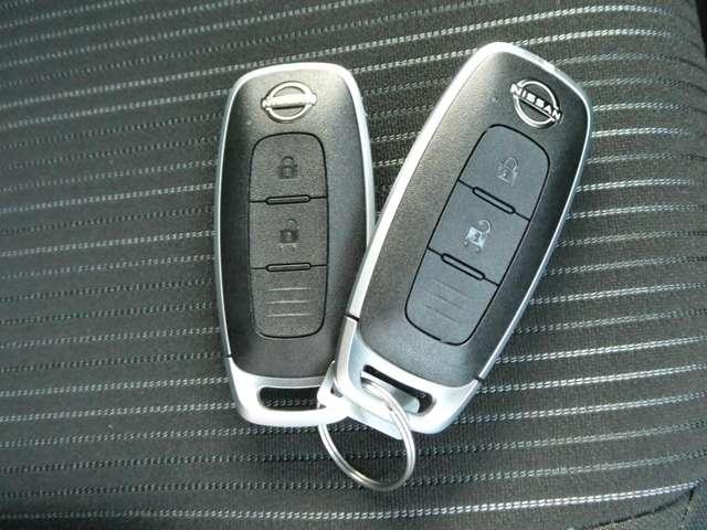 ノート 1.2 X 試乗車アップ車両 元社用車 元社有車 リアカメラ 衝突被害軽減ブレ-キ 全方位カメラ ETC付 LEDヘッドライト レーダークルーズ レーンアシスト インテリジェントキー ワンオーナー ドラレコ 盗難防止システム ワンセグTV TVナビ(11枚目)