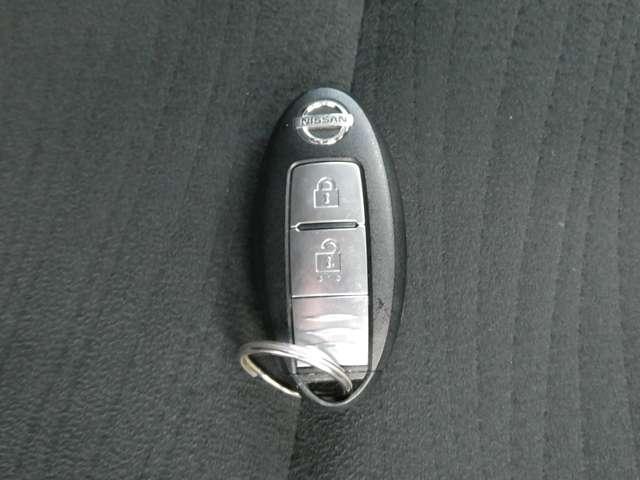 キューブ 1.5 15X バックカメラ 盗難防止 キーフリーシステム ECOモード スマートキープッシュスタート Bカメラ AC ダブルエアバック ETC PS 運転席エアバック 整備記録簿 ABS ナビTV メモリーナビ ワンセグTV(8枚目)