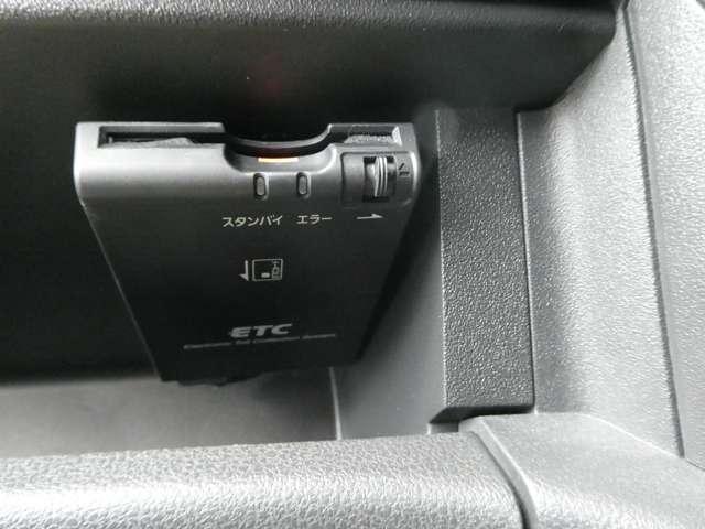 マーチ １．２　Ｇ　ワンオーナー　盗難防止　１オーナー　エアコン　Ｗエアバック　スマートキー　ＥＴＣ　パワーウィンドウ　運転席エアバッグ　メモリーナビ　バックカメラ　ナビ・ＴＶ　キーレス　ワンセグ　ＡＢＳ　整備点検記録簿（8枚目）