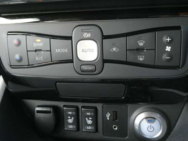 オートエアコン搭載で、簡単な操作で快適な室内の空調を楽しめます。