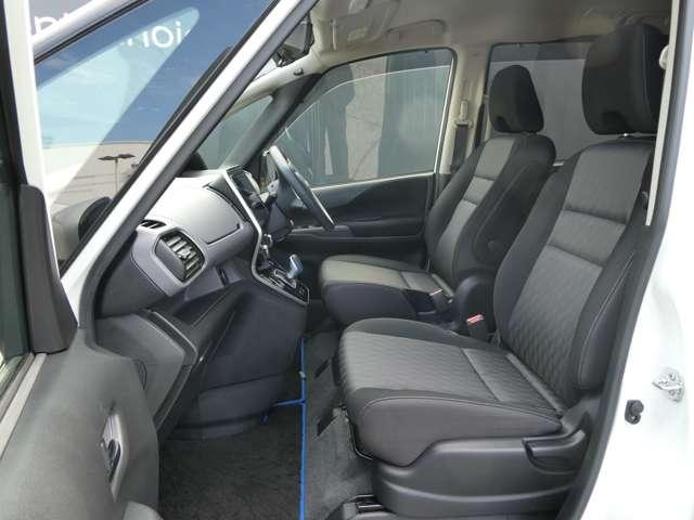 セレナ １．２　ｅ－ＰＯＷＥＲ　ハイウェイスター　Ｖ　ワンオーナー　３６０°カメラ　エマジェンシーブレーキ　１オナ　スマキー　バックカメラ　ＬＥＤ　レーンアシスト　点検記録簿付　ＥＴＣ　ドラレコ　イモビ　サイドカーテンエアバック　フルオートエアコン　アルミホイール（18枚目）