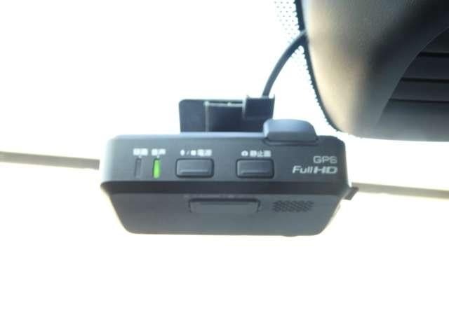 ノート 1.2 e-POWER X ワンオーナー 360°カメラ 記録簿付 Rカメラ 運転席助手席エアバック レーンキープ AUTOエアコン 1オーナー 盗難防止システム ナビTV サイドカメラ 運転席エアバッグ キーレスエントリー LEDヘッド(2枚目)